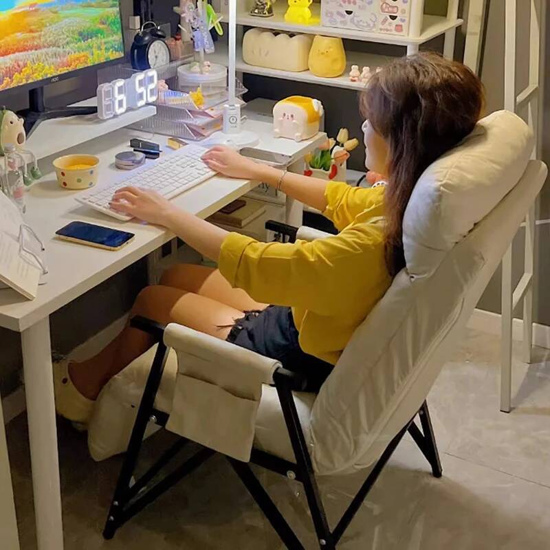 コンピューターゲーミングチェアデスク、無重力リクライニングエ - Office Furniture Com のレビューと価格